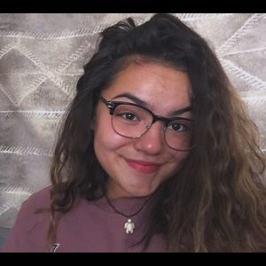 Meet your Posher, Zoe